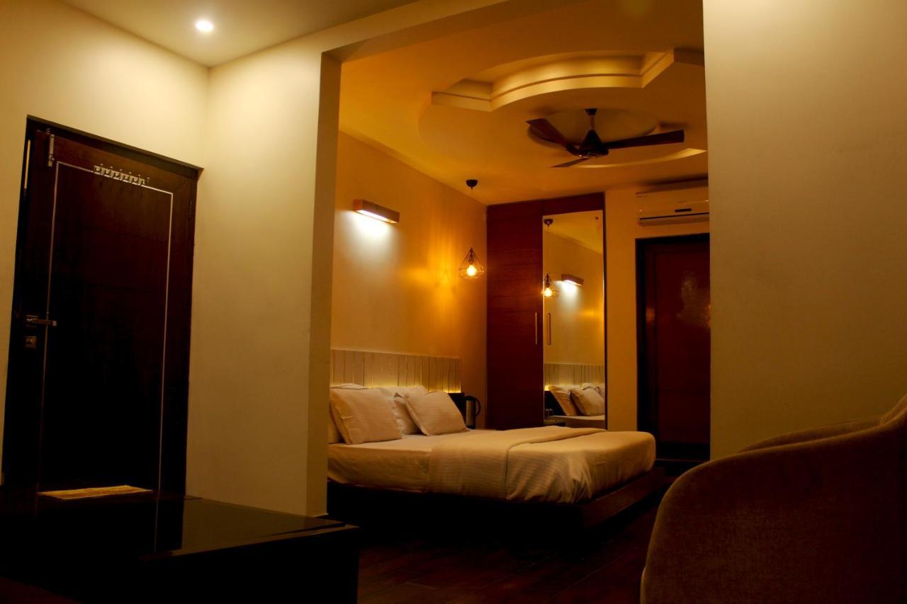 הרידוואר Hotel Himalaya מראה חיצוני תמונה
